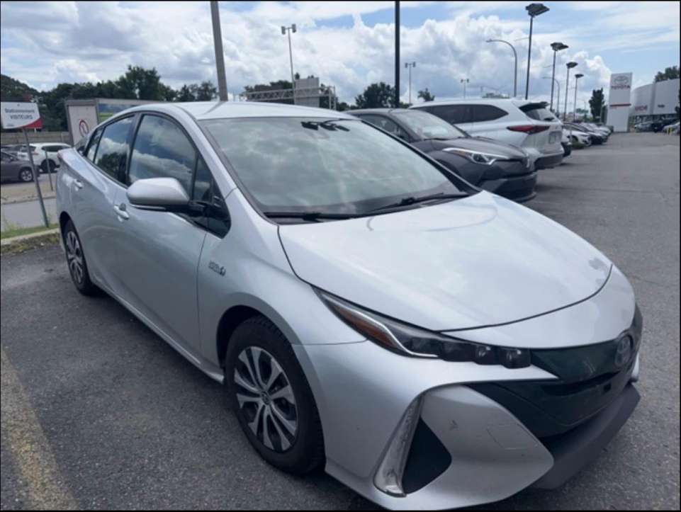 2020 Toyota Prius Prime BASE + PLUG IN +  ***PASSED THROUGH AESTHETICAL AN