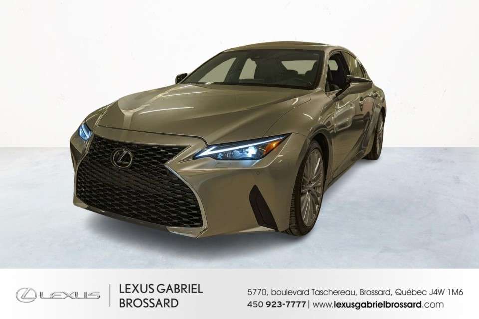 2021 Lexus IS 300 AWD LUXURY  ALL OUR VEHICLES REMAIN IN OUR IND