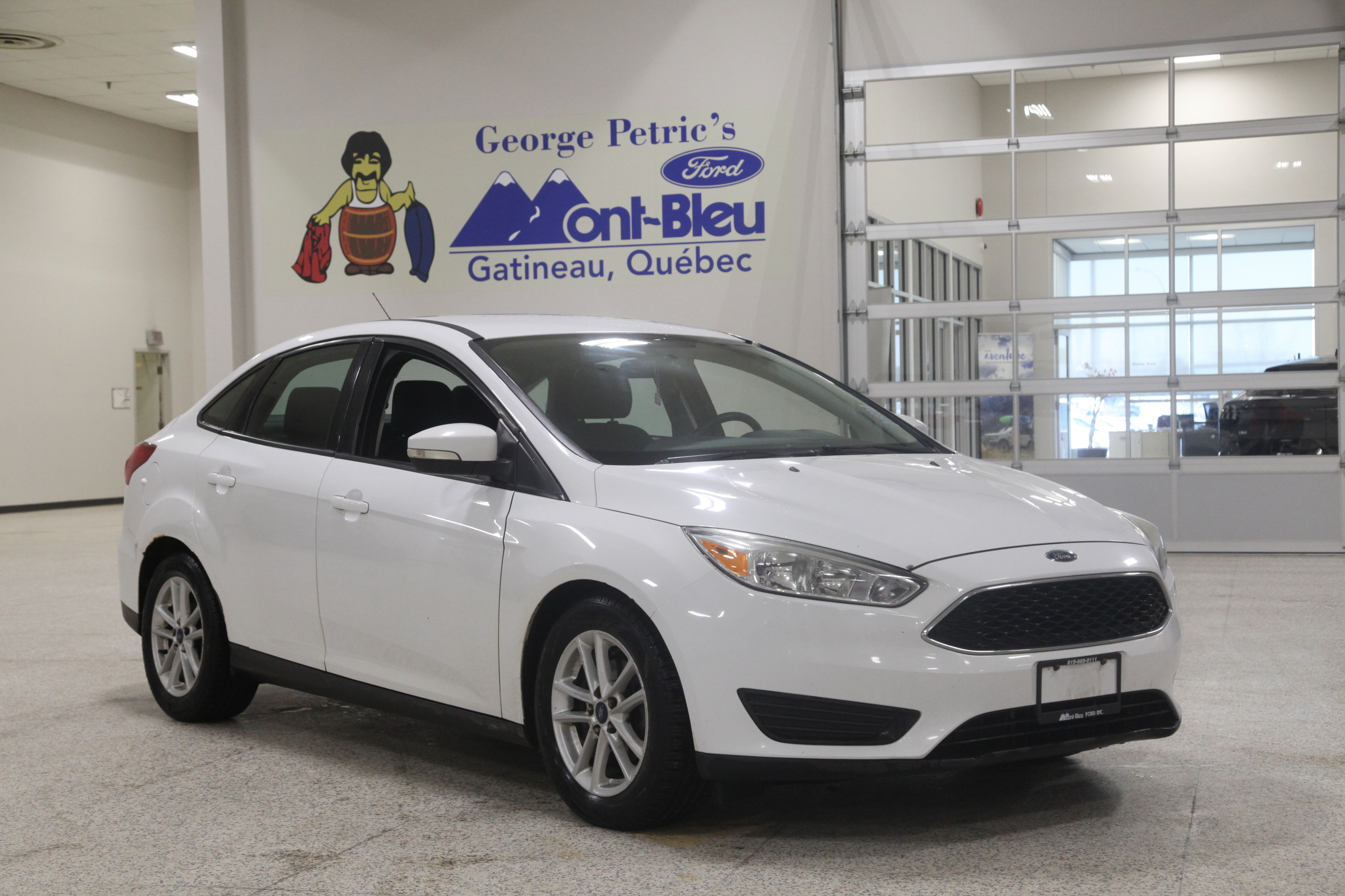 2015 Ford Focus 4dr Sdn SE / WINTER PACKAGE / SAFETY CHECK QC & ON