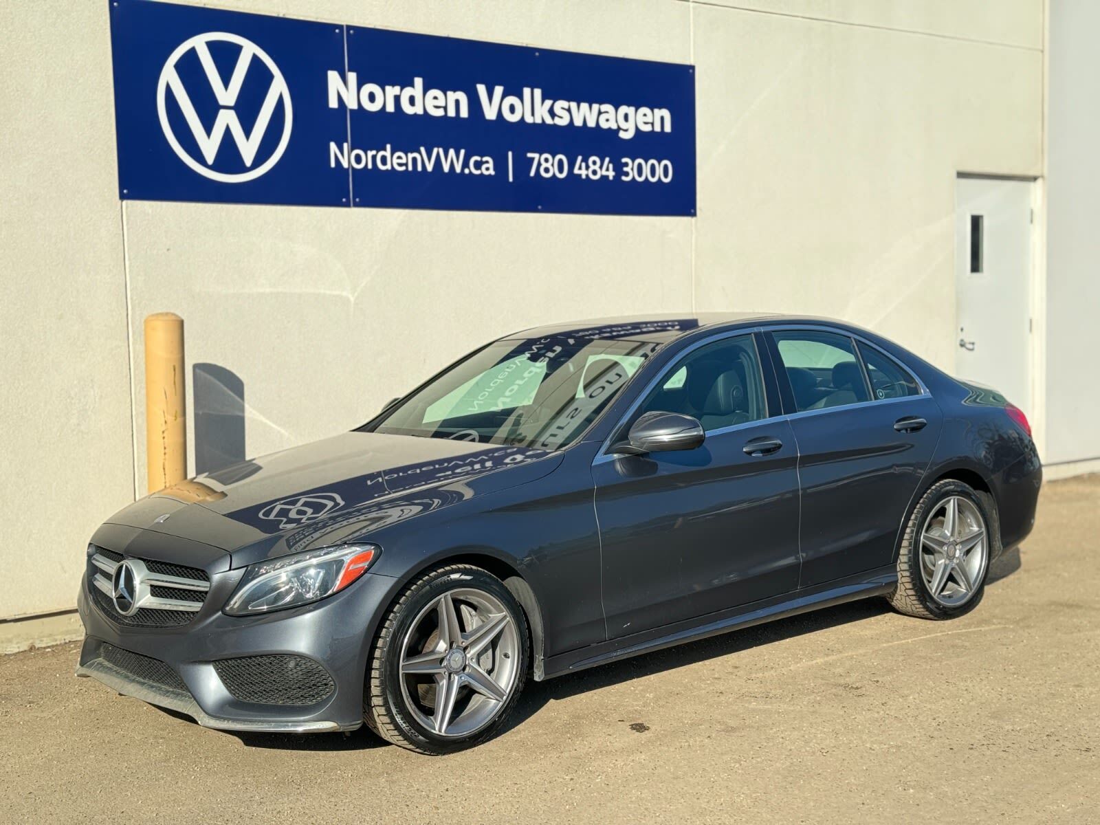 2016 Mercedes-Benz C-Class 4MATIC | LOADED | LEATHER | SUNROOF | HTD SEATS