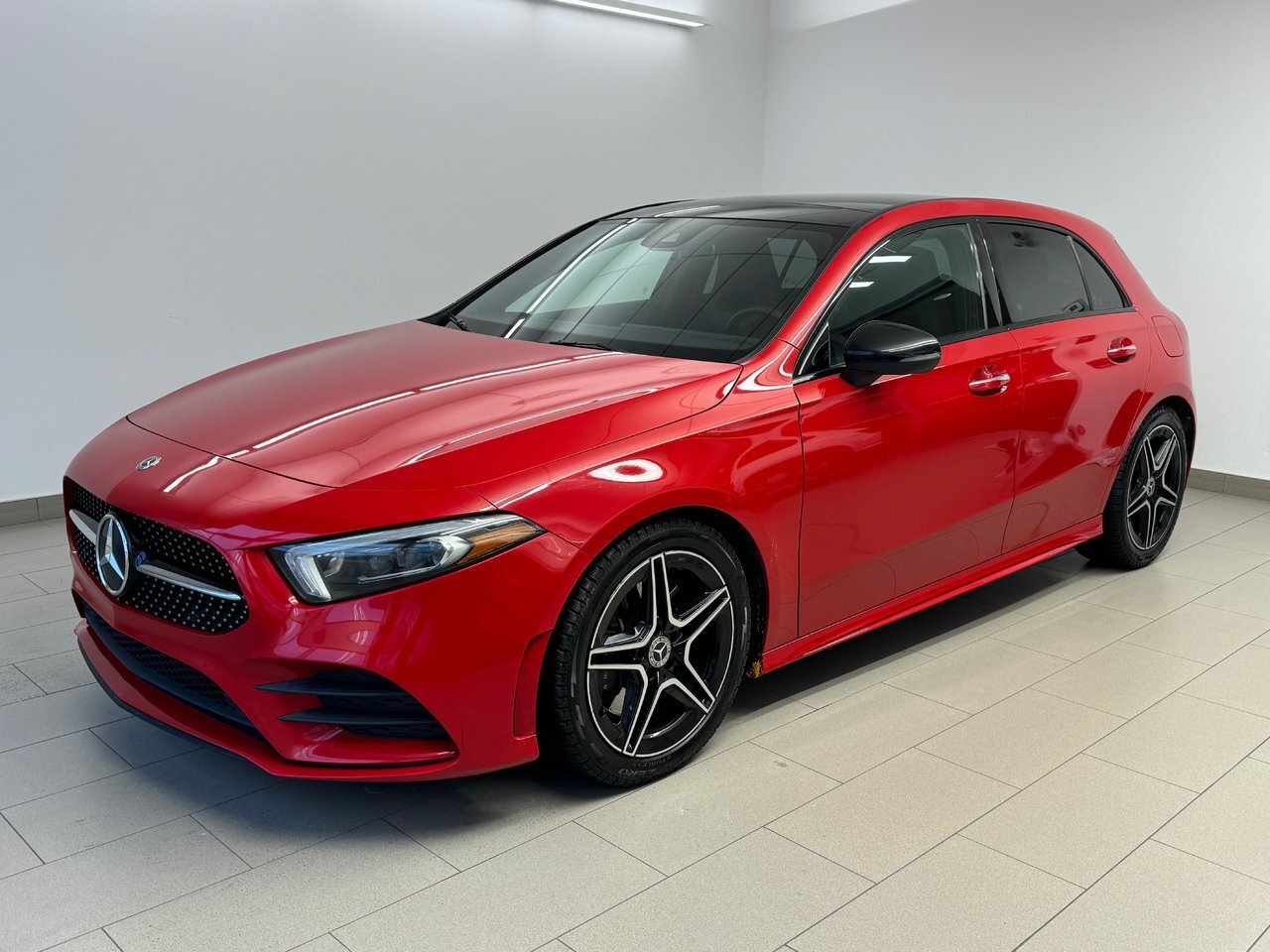 2019 Mercedes-Benz A-Class A 250 LOW MILEAGE / NIGHT PACKAGE / PREMIUM PACKAG