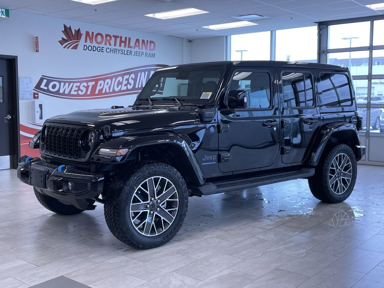 2024 Jeep Wrangler 4xe High Altitude | 4X4 | Leather | Hitch | NAV | Back