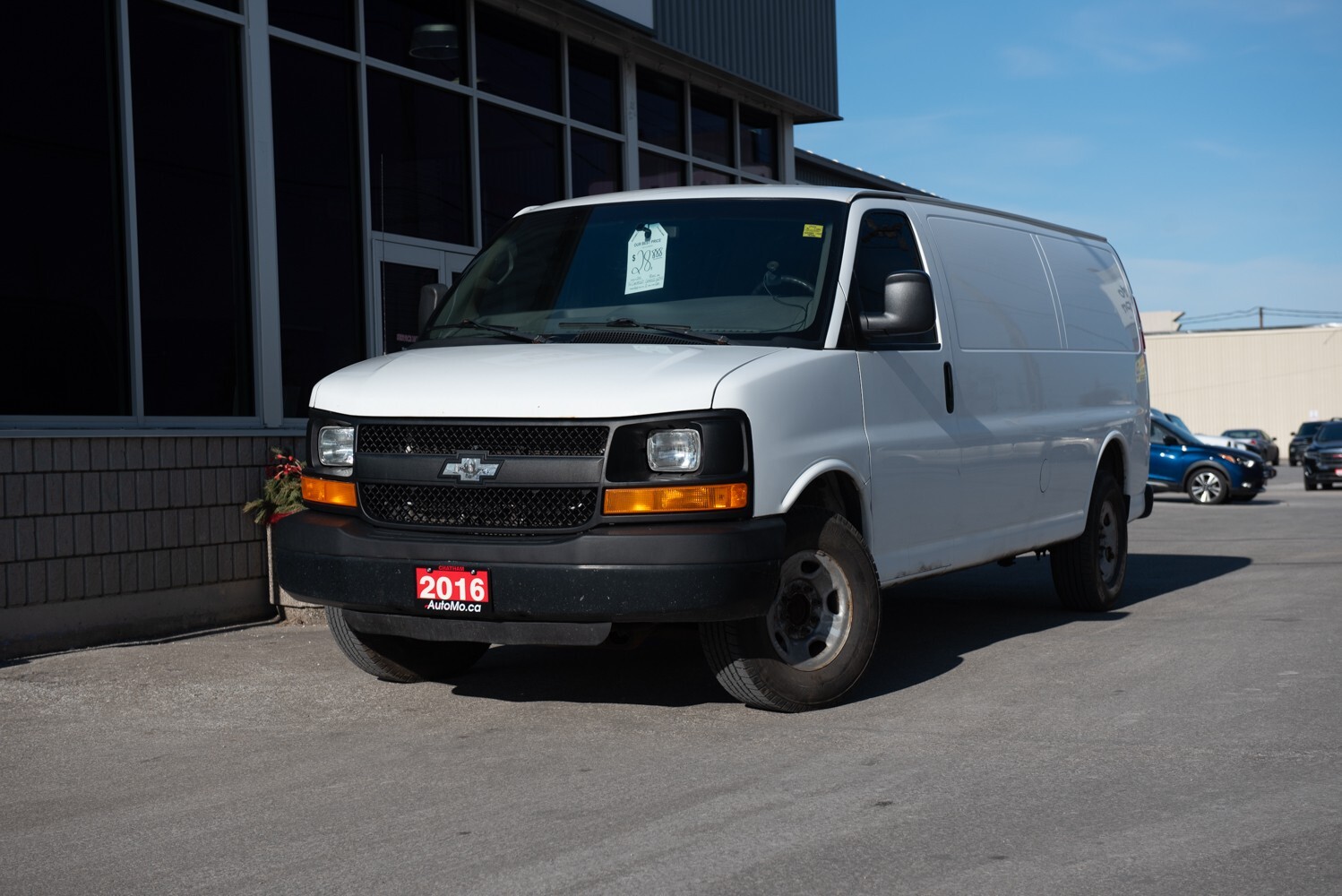 2016 Chevrolet Express 2500 | CLEAN CARFAX | LOW KMS |