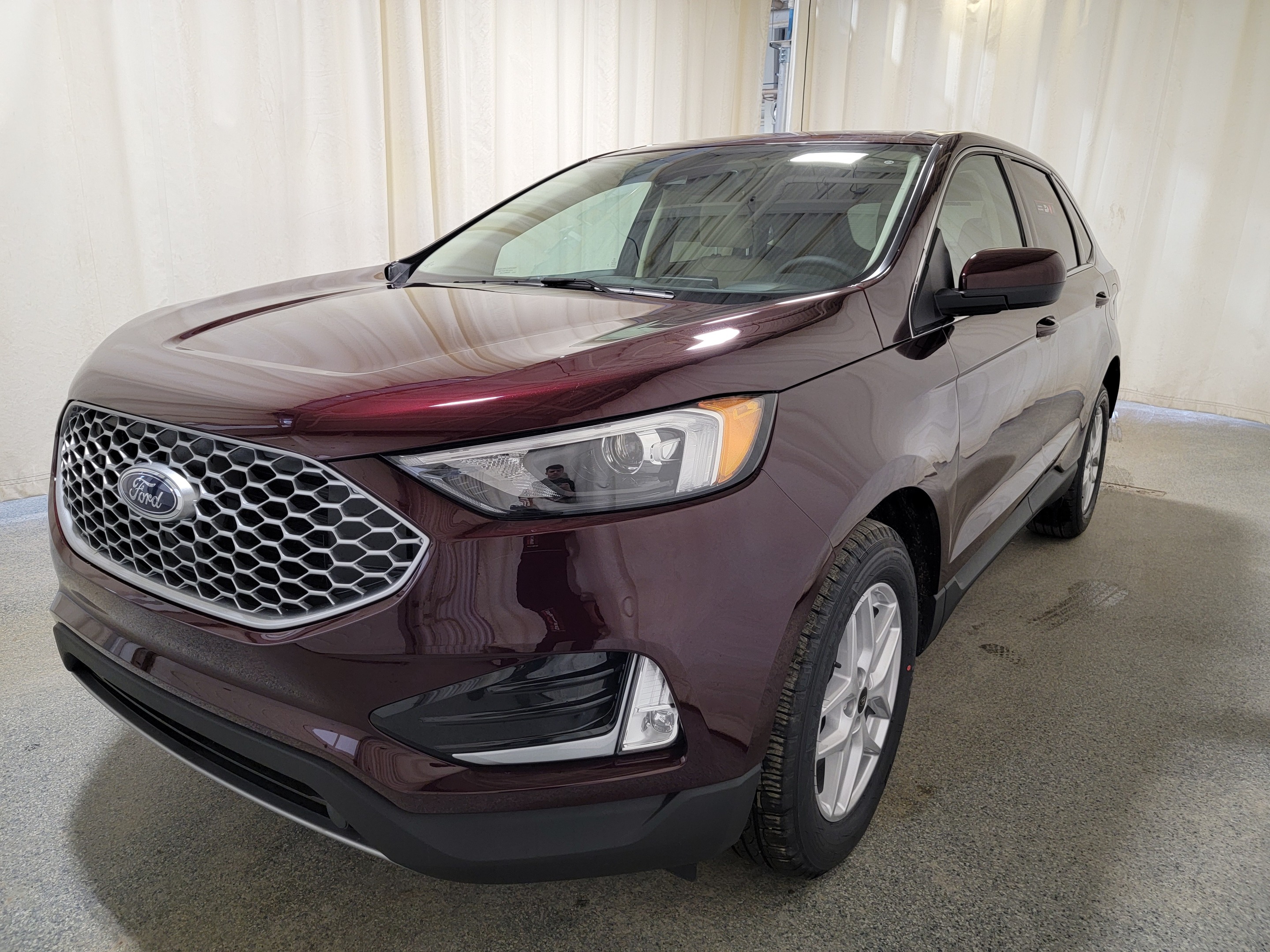 2024 Ford Edge SEL 201A W/ ACTIVEX TRIMMED 