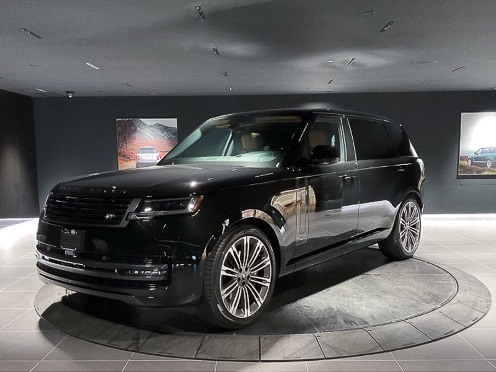 2024 Land Rover Range Rover SE | Shadow Exterior Pack | Head Up Display | Pixe