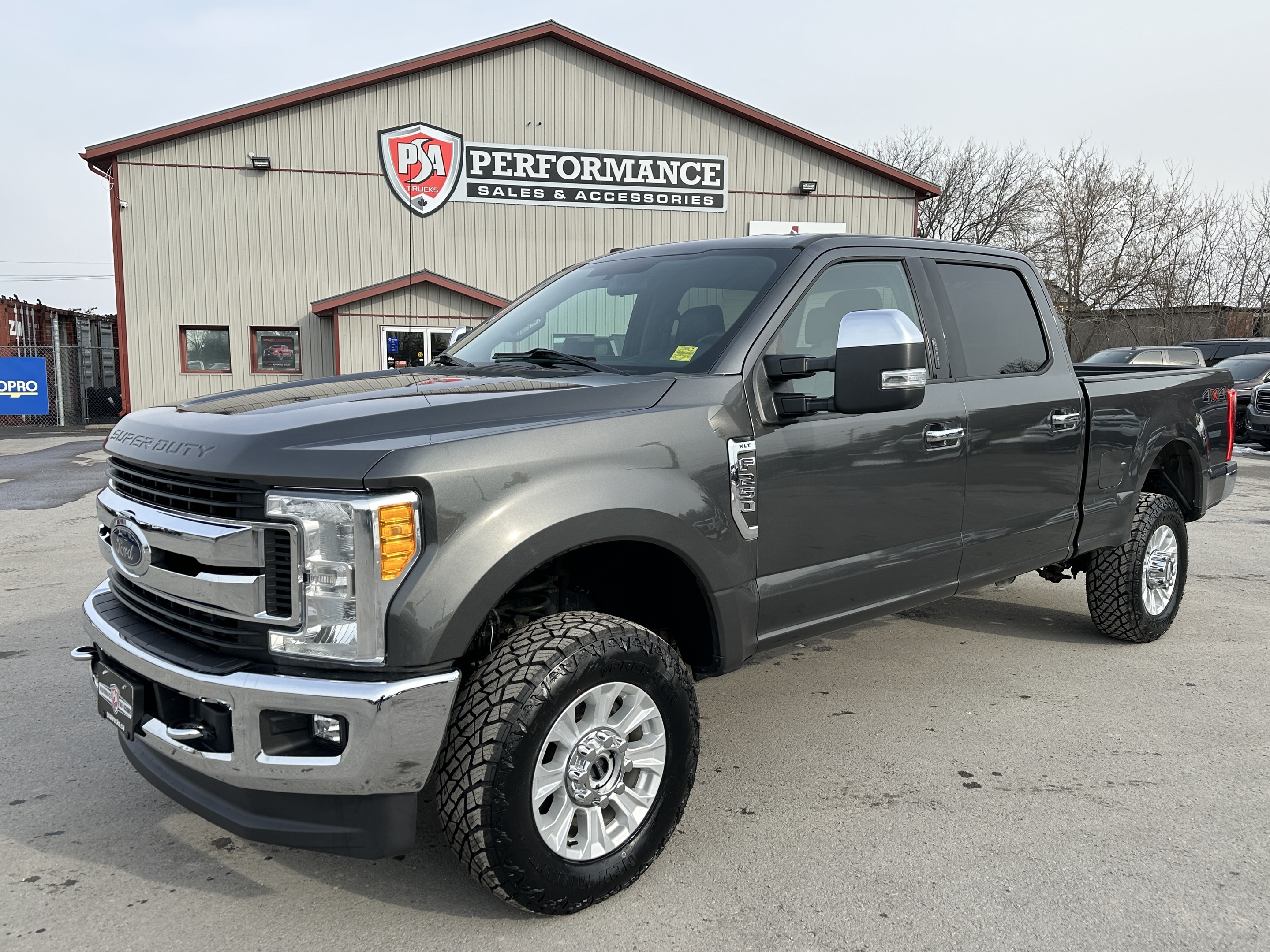2018 Ford F-250 XLT HEATED LEATHER! 