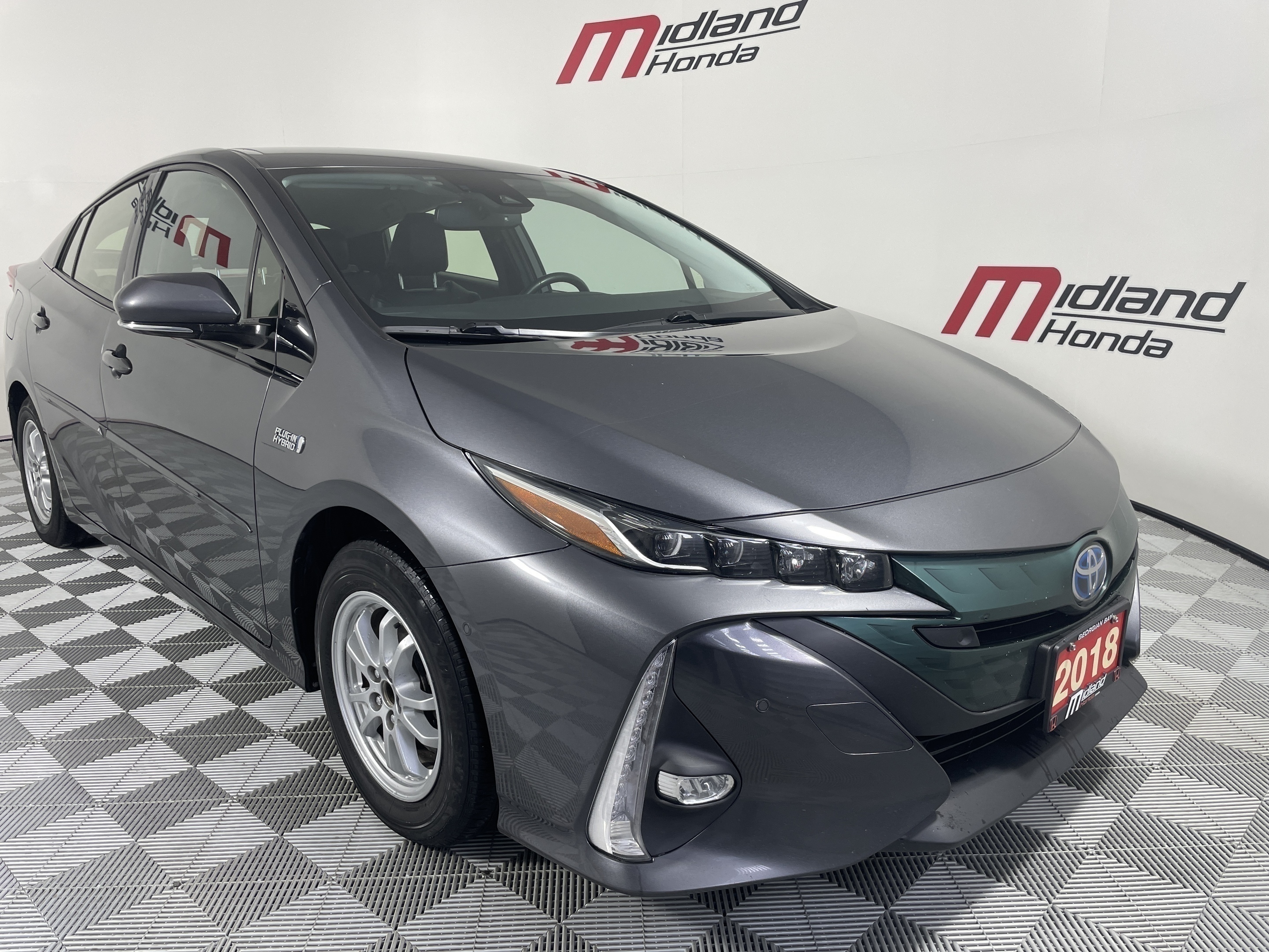 2018 Toyota Prius Prime Upgrade Tech PKG | NAV | Leather | Plug In!