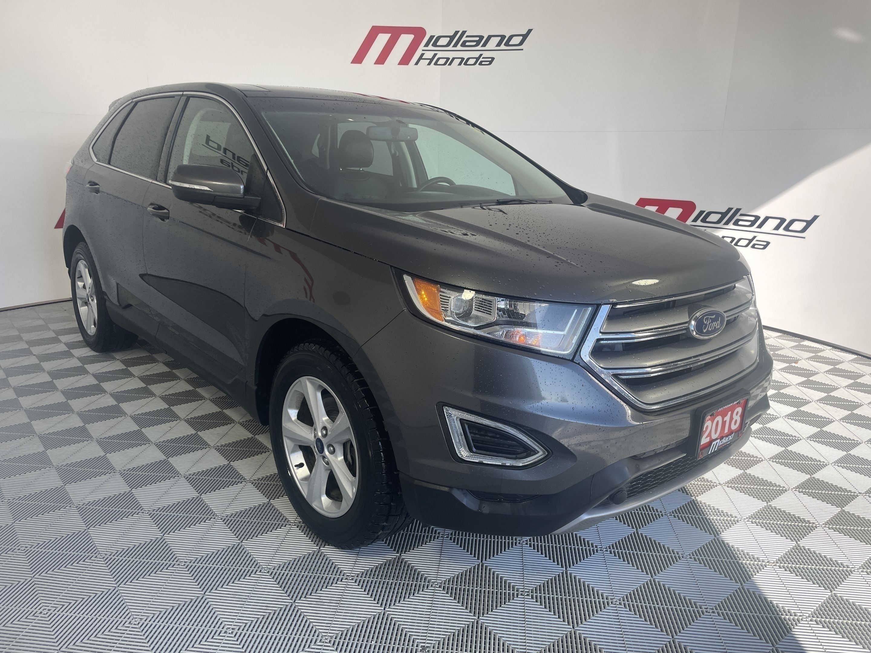 2018 Ford Edge SEL | AWD | Leather | Pano Roof | NAV