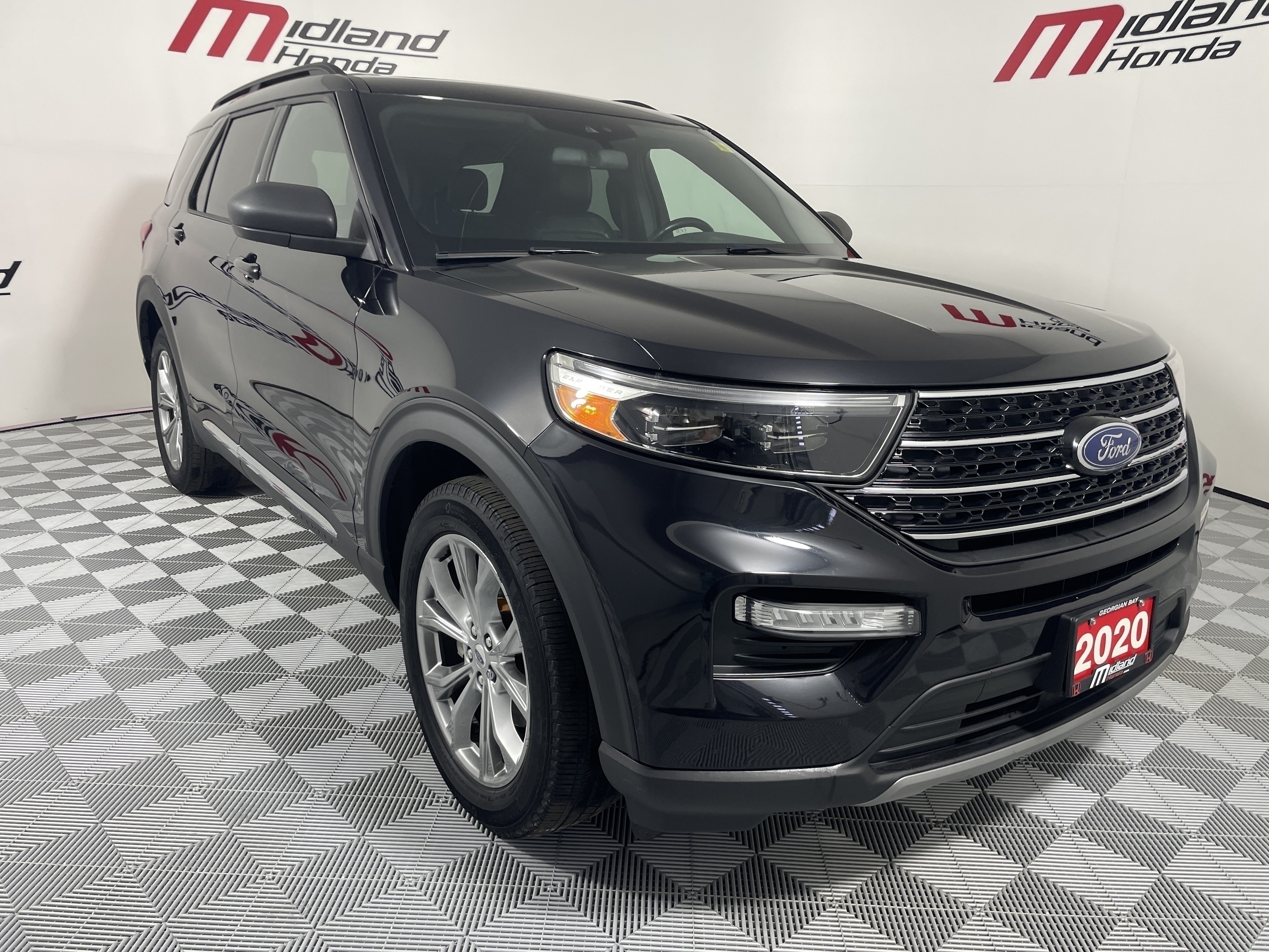 2020 Ford Explorer XLT AWD | 1 Owner No Accidents | Leather | NAV | 7
