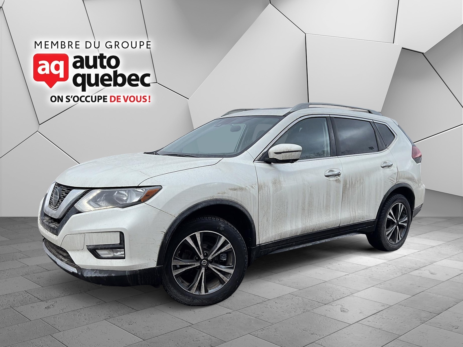2020 Nissan Rogue AWD SV toit pano mags cam recul bluetooth!