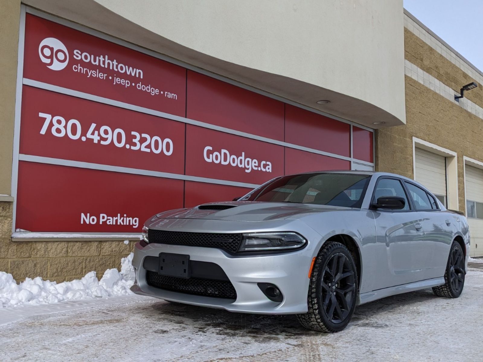 2021 Dodge Charger GT BLACKOUT PACKAGE, V6, SUNROOF, THE SILVER SURFE