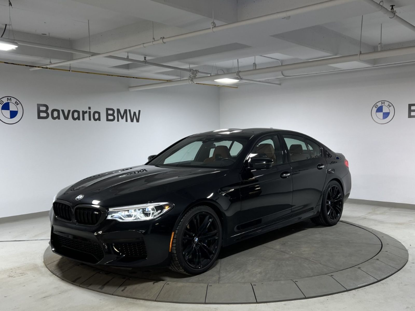 2018 BMW M5 M5 | Carbon Roof | Driving Assistant