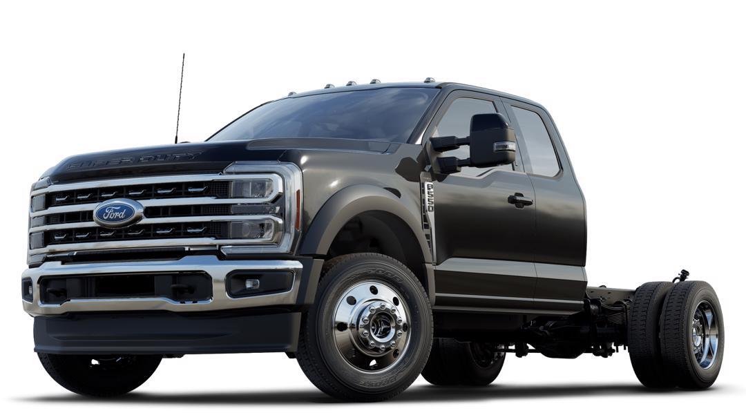 2024 Ford F-Super Duty Chassis Cab F-550 LARIAT