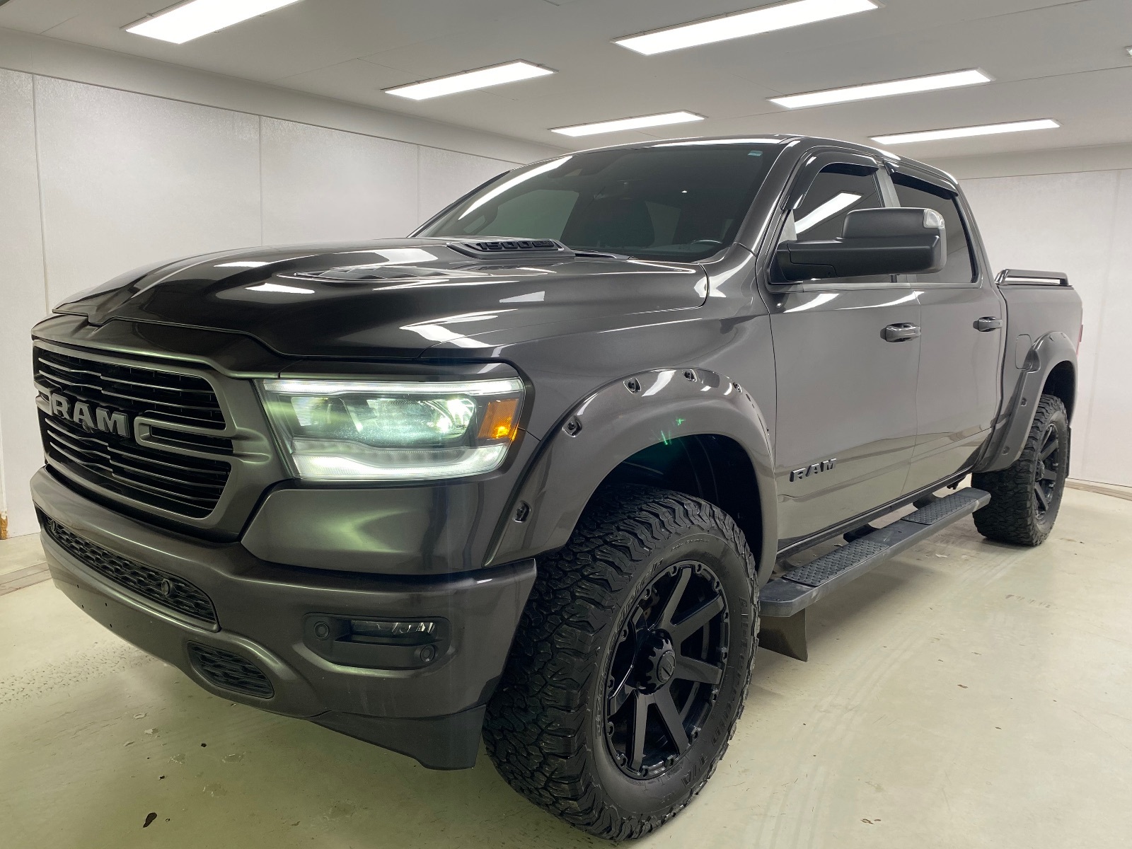 2020 Ram 1500 Sport