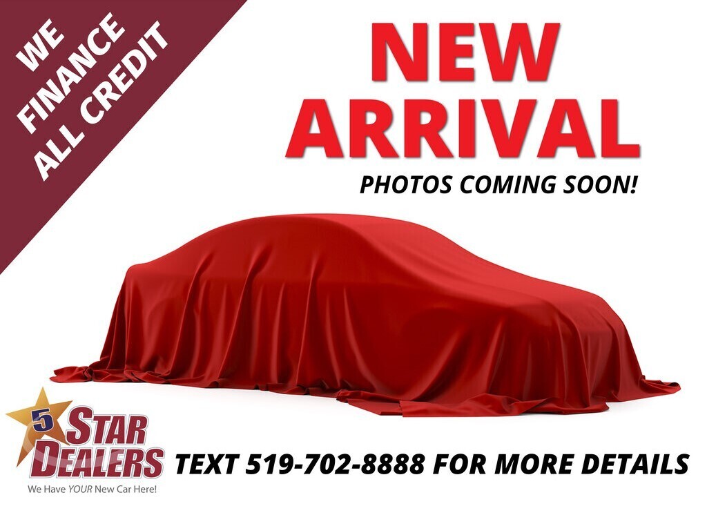 2013 Chrysler Town & Country 7 PASS LEATHER SUNROOF MINT WE FINANCE ALL CREDIT!