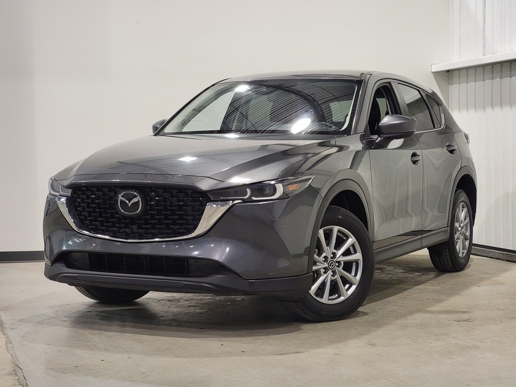 Mazda CX-5 2022 Air conditioner, Electric mirrors, Power Seats, Electric windows, Speed regulator, Heated seats, Leather interior, Electric lock, Bluetooth, Mechanically opening tailgate, , rear-view camera, Heated steering wheel, Steering wheel radio controls