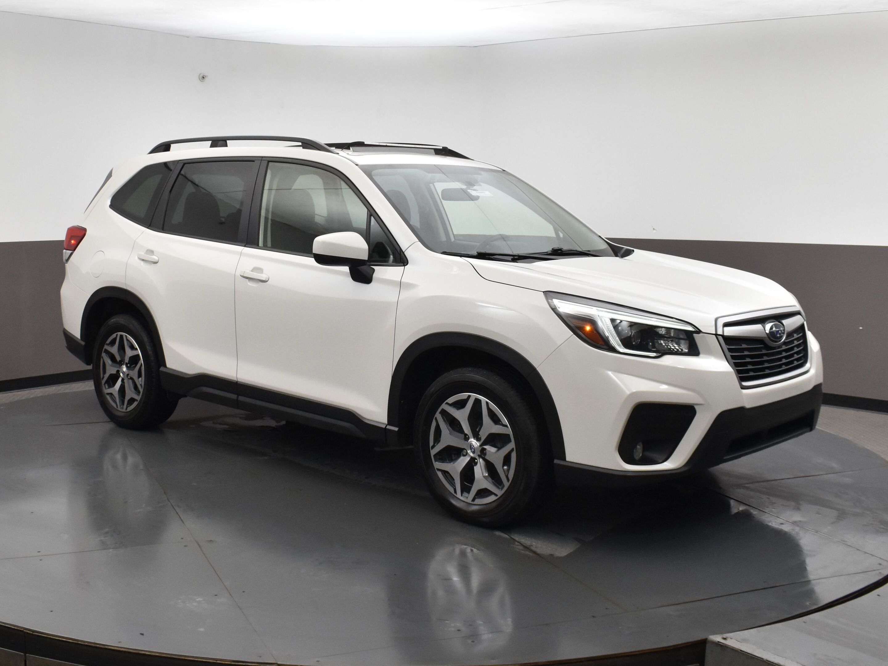 2021 Subaru Forester TOURING with DUAL CLIMATE CONTROL, SMARTPHONE CONN
