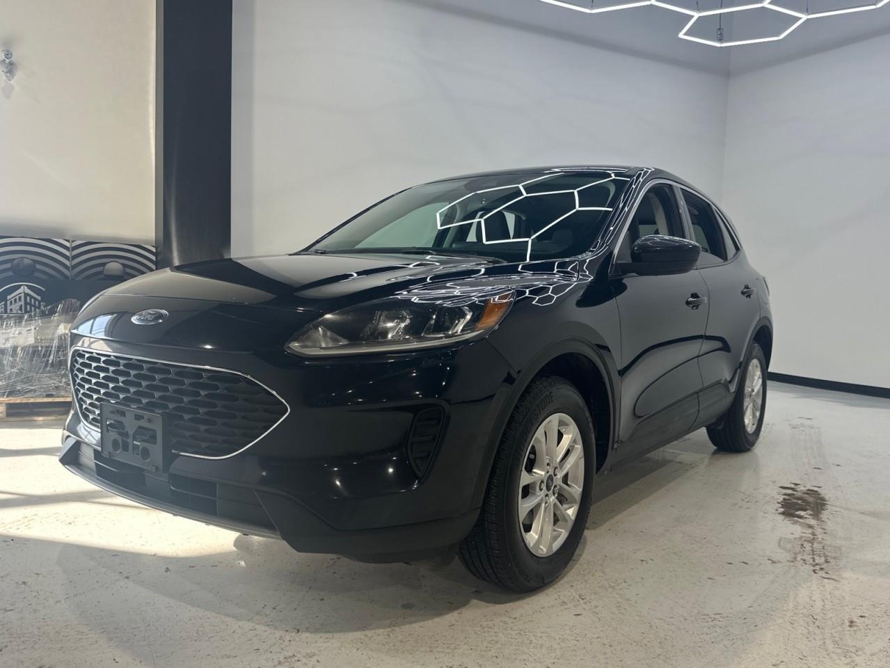 2022 Ford Escape SE Intelligent AWD System, All-Weather Capability,
