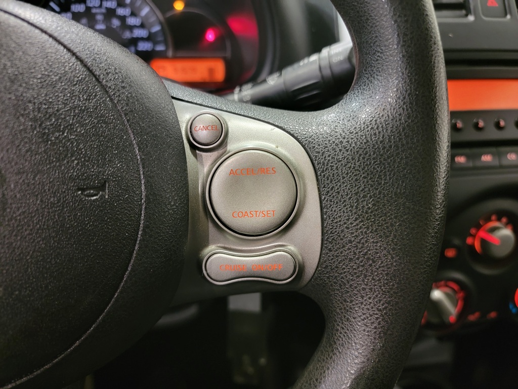 Nissan Micra 2017 Climatisation, Lecteur DC, Mirroirs électriques, Vitres électriques, Verrouillage électrique, Régulateur de vitesse, Miroirs chauffants, Bluetooth, Prise auxiliaire 12 volts, Commandes de la radio au volant