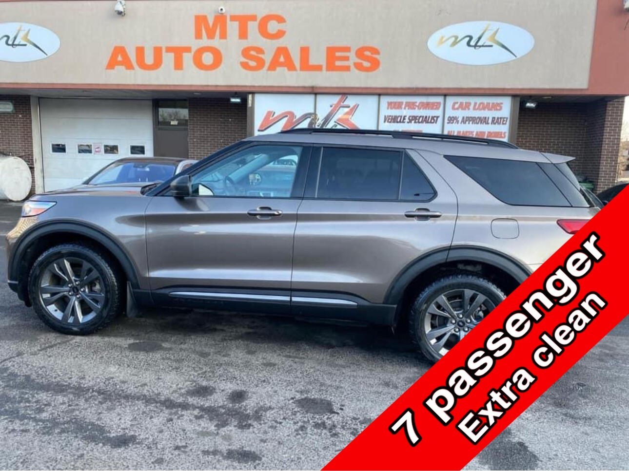 2021 Ford Explorer XLT 4WD EXTRA CLEAN, loaded,7 PASSENGER 
