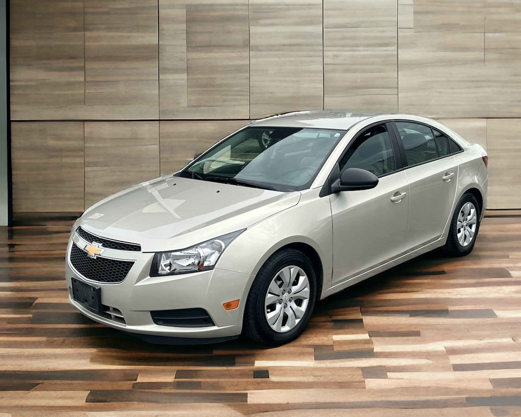 2014 Chevrolet Cruze 2LS ~ LOW KM ~ SAFETY INCLUDED