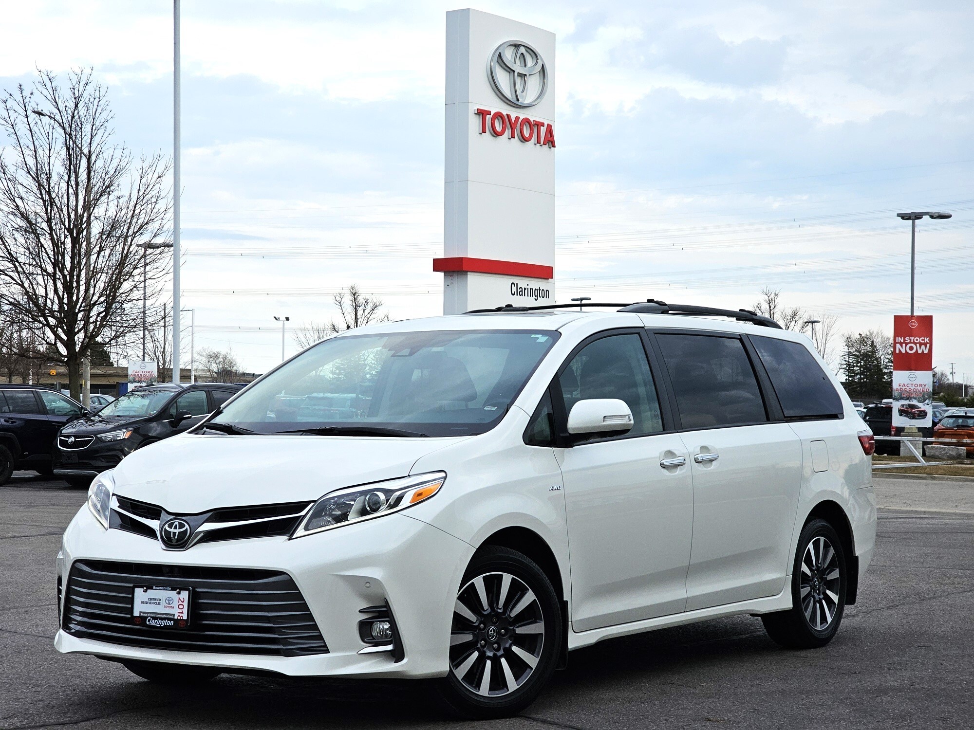 2018 Toyota Sienna Limited|AWD|7 Seater|DVD|Leather|Dual Roof|Loaded!