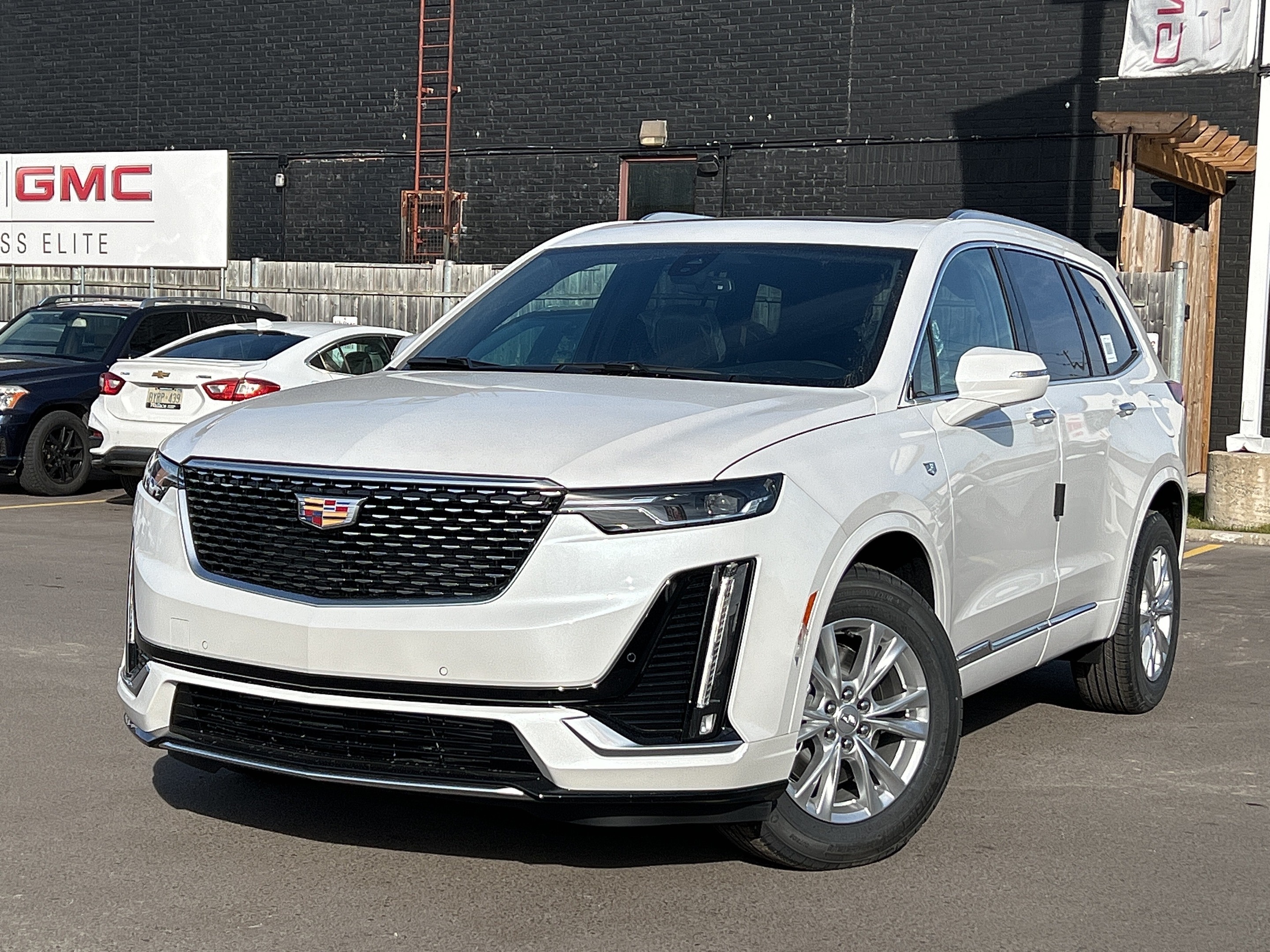 2024 Cadillac XT6 Luxury DEMO Blow Out!!
