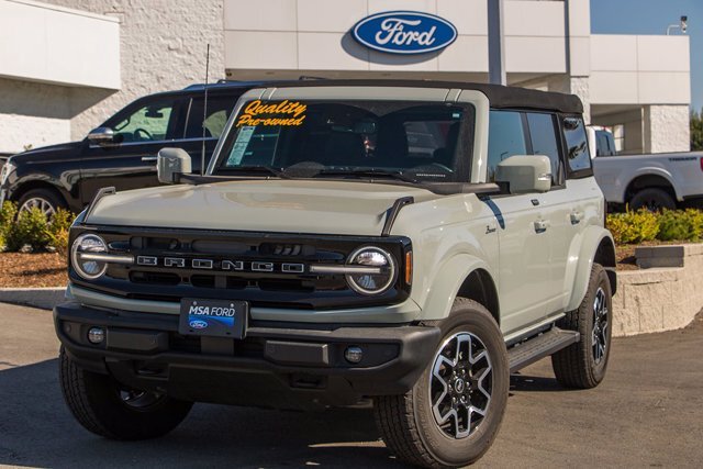 2021 Ford Bronco Outer Banks -  4 Door 4x4