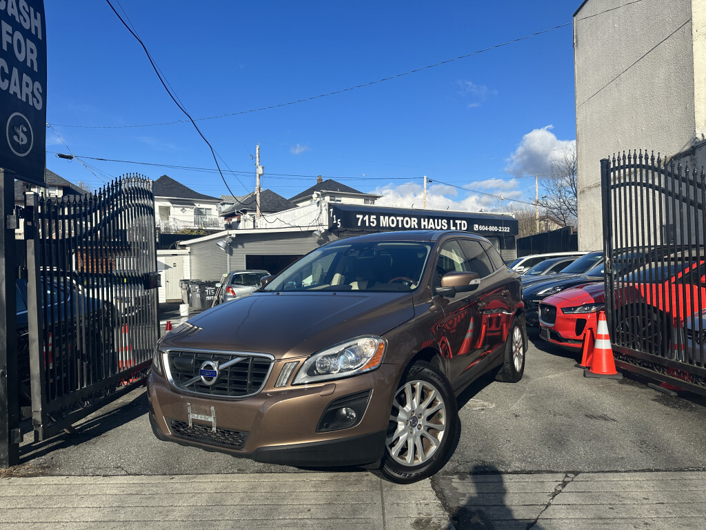 2010 Volvo XC60 AWD 5dr 3.0L T6 [PANO ROOF/BC LOCAL CAR]