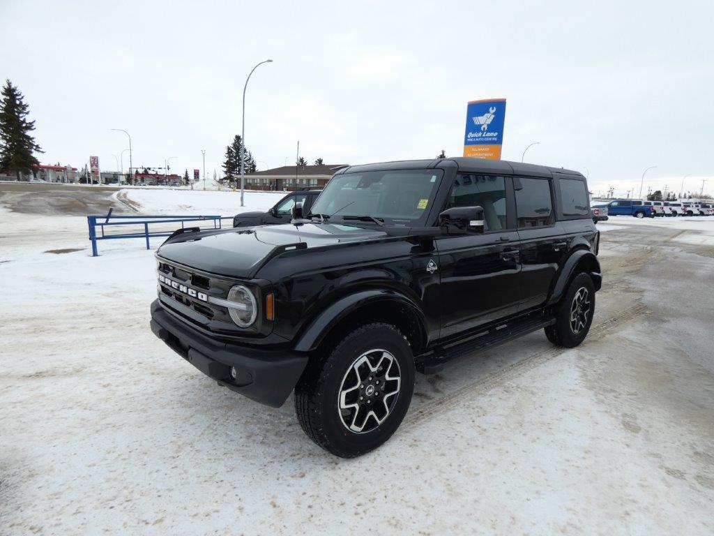 2023 Ford Bronco Outer Banks 4 Door 4x4, Luxury Package