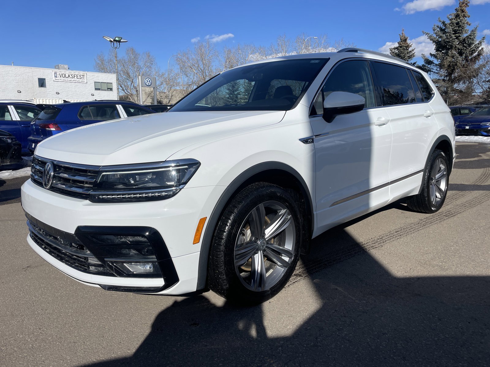 2020 Volkswagen Tiguan Highline | Clean Carfax | One Owner | Low KMs!