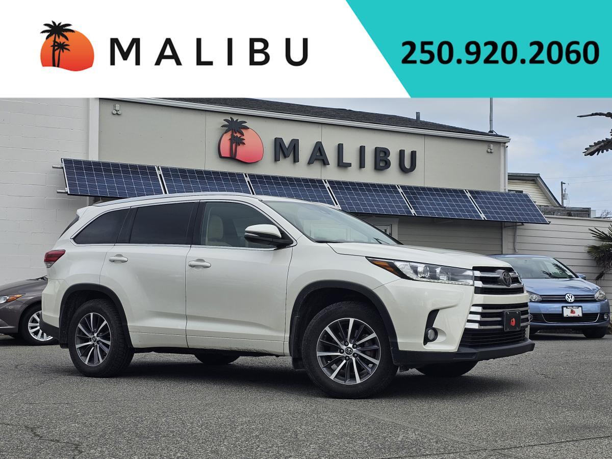 2017 Toyota Highlander AWD 4dr XLE - NO ACCIDENTS / BC VEHICLE