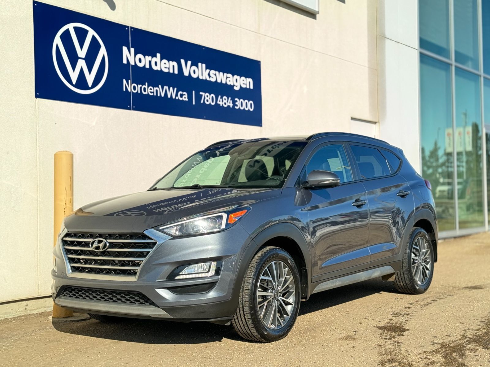 2019 Hyundai Tucson LUXURY | AWD | LOADED!