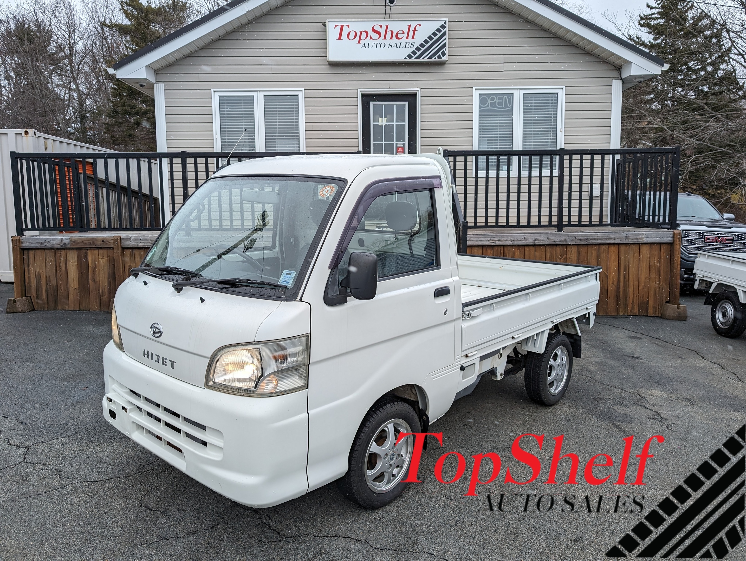 2007 Daihatsu Hijet Truck 4WD | 5sp Manual | Air Conditioning | Only 61k km!