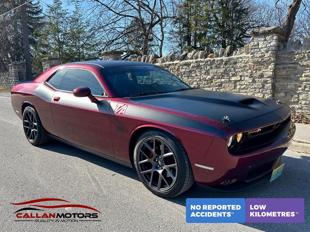 2017 Dodge Challenger 2dr Coupe R/T Blacktop with T/A Package