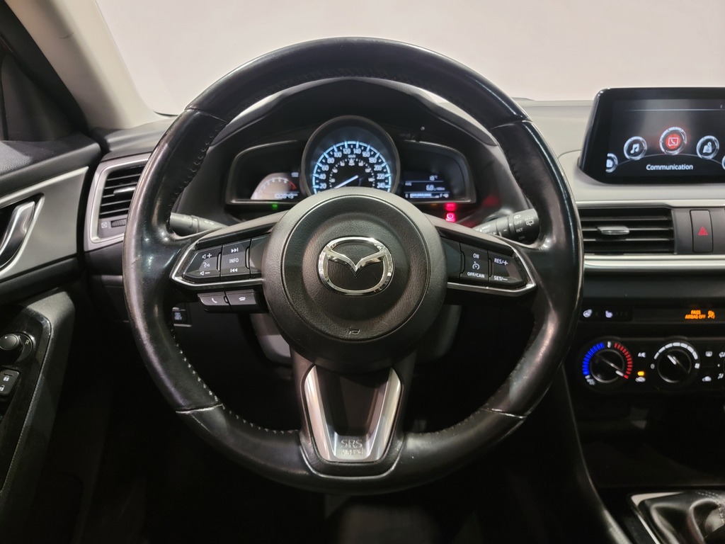 Mazda Mazda3 Sport 2018 Air conditioner, Electric mirrors, Electric windows, Heated seats, Electric lock, Sunroof, Speed regulator, Bluetooth, , rear-view camera, Heated steering wheel, Steering wheel radio controls
