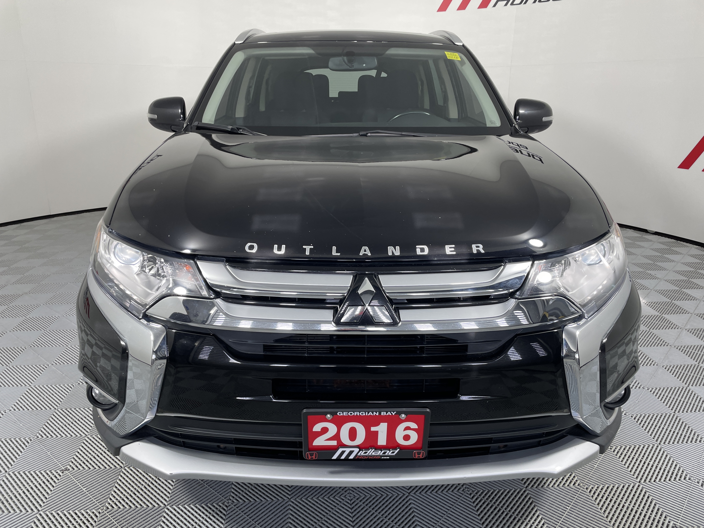 2016 Mitsubishi Outlander SE AWD | AWC | Dealer Safety | Accident Free