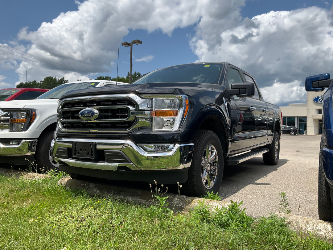 2023 Ford F-150 XLT - Includes:<br/>• BLIS® with Cross-Traffic Ale