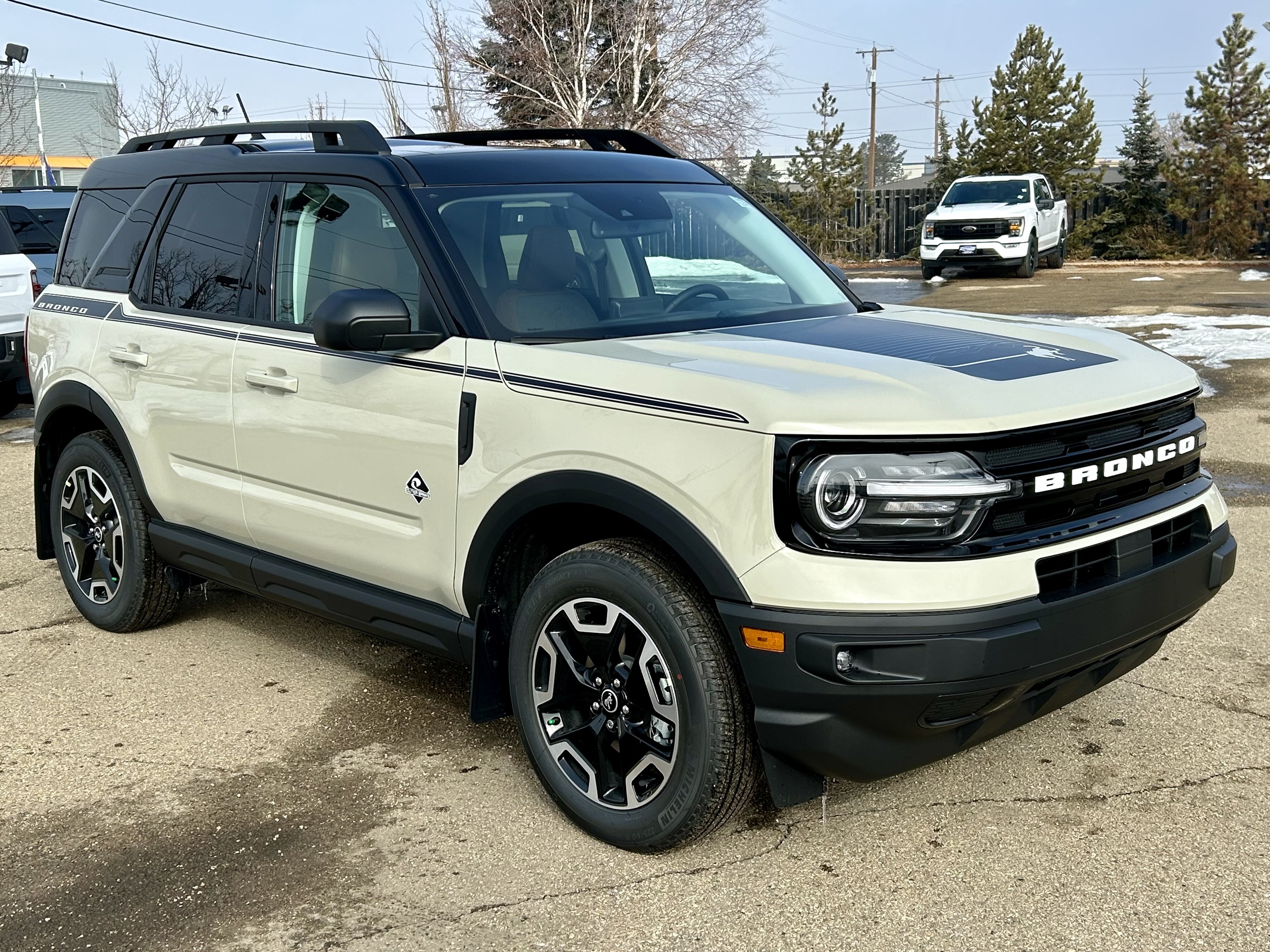 2024 Ford Bronco Sport OUTER BANKS w/TECH PKG, ADAPTIVE CRUISE & MOONROOF