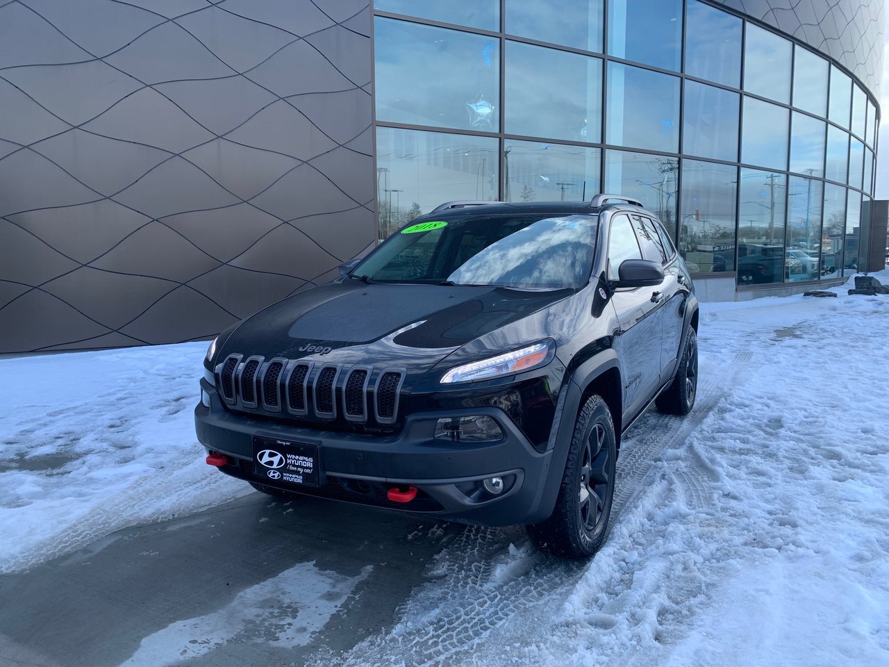 2018 Jeep Cherokee Trailhawk Leather Plus Heated/vented seats, heated