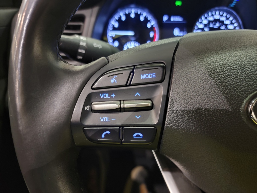 Hyundai Elantra 2020 Air conditioner, Electric mirrors, Electric windows, Heated seats, Electric lock, Speed regulator, Bluetooth, , rear-view camera, Heated steering wheel, Steering wheel radio controls