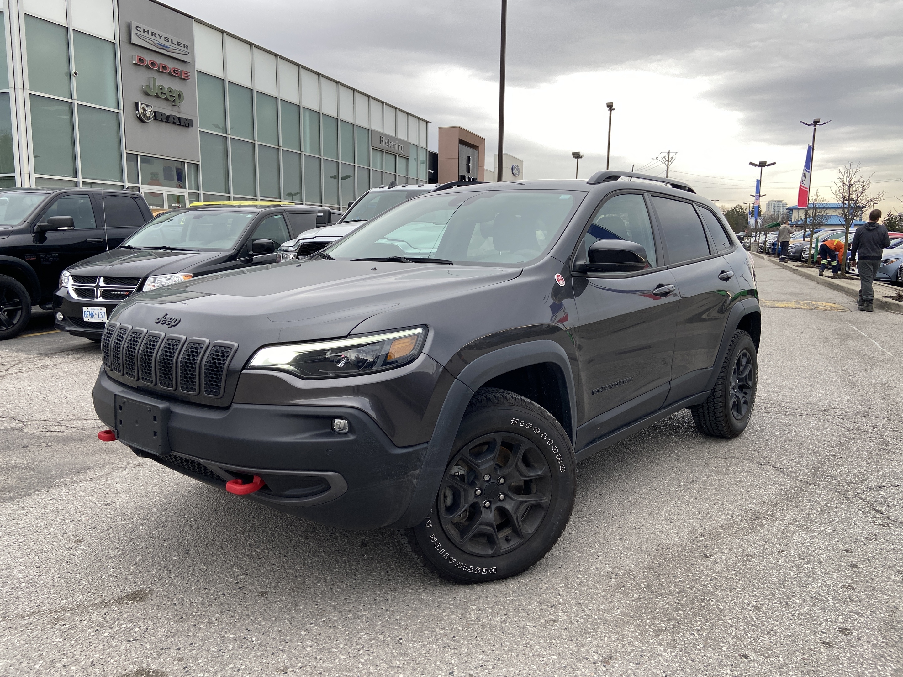 2023 Jeep Cherokee Trailhawk