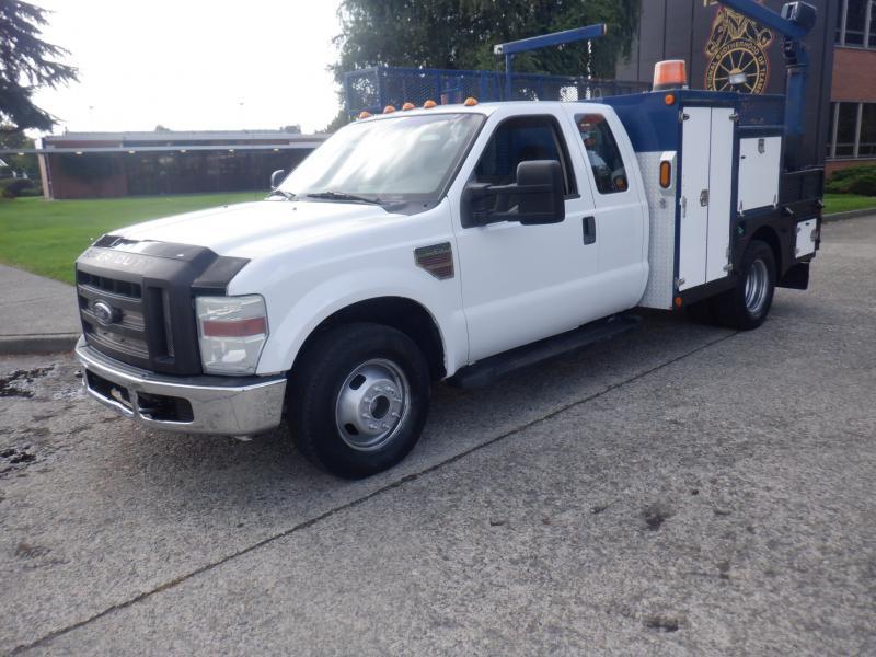 2010 Ford F-350 SuperCab Service Body Dually 2WD Diesel with Crane