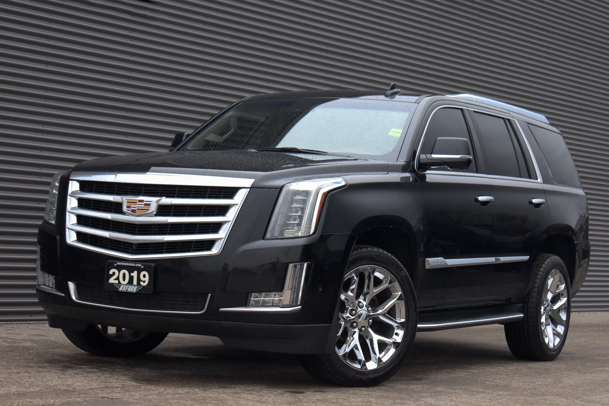 2019 Cadillac Escalade Luxury Clean Carfax, Well Equipped, Highly Desirab
