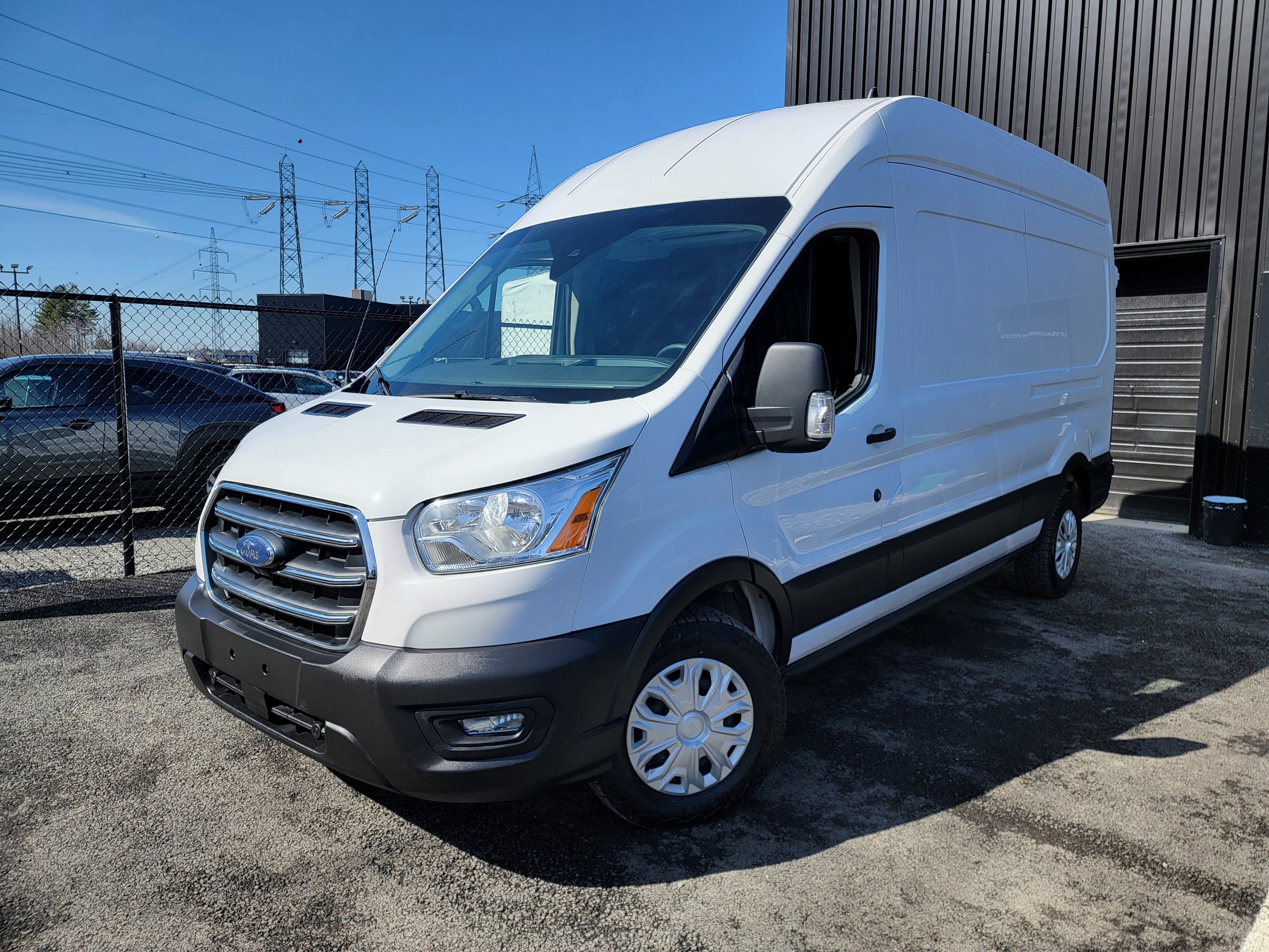 2020 Ford Transit Cargo Van Highroof ,Bluetooth ,Caméra de vision arrière