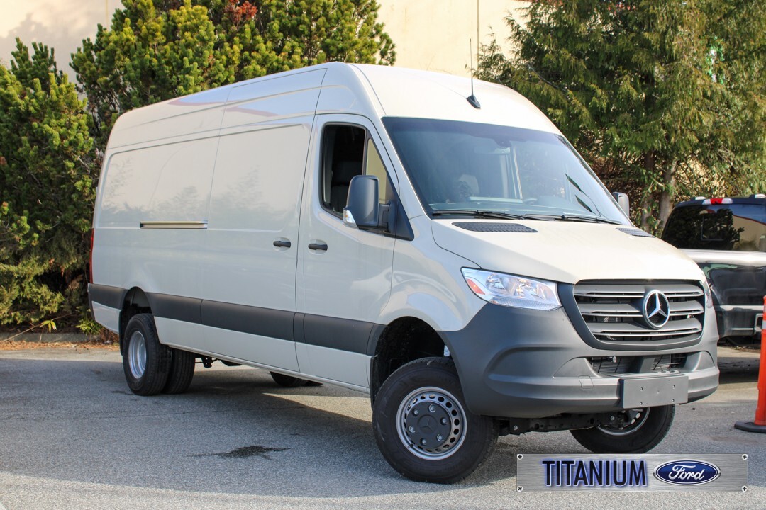 2023 Mercedes-Benz Sprinter High Roof 4-Cyl Diesel HO | No Accidents | Low Kil