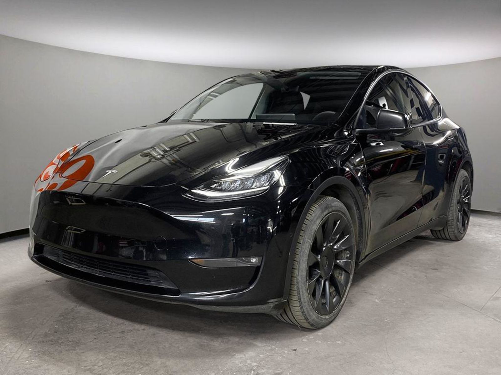 2022 Tesla Model Y Long Range w/ Heated Seats, Heated Wheel, Auto Pil