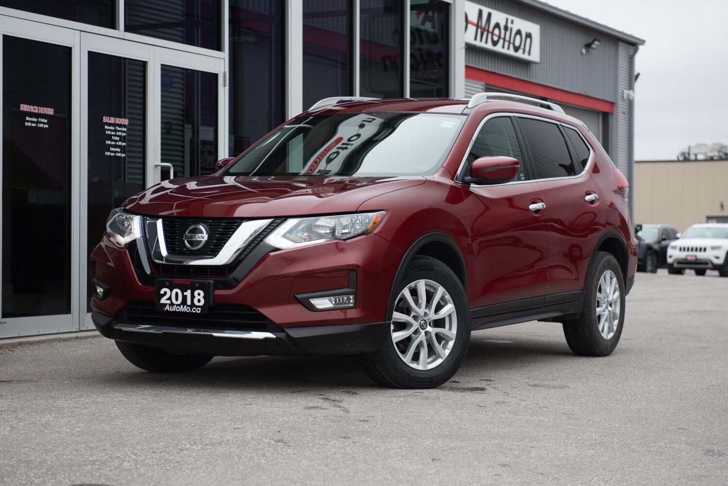 2018 Nissan Rogue | CLEAN CARFAX | LOW KMS |