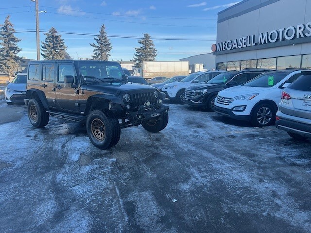 2015 Jeep WRANGLER UNLIMITED 4WD 4dr Willys Wheeler *Ltd Avail*