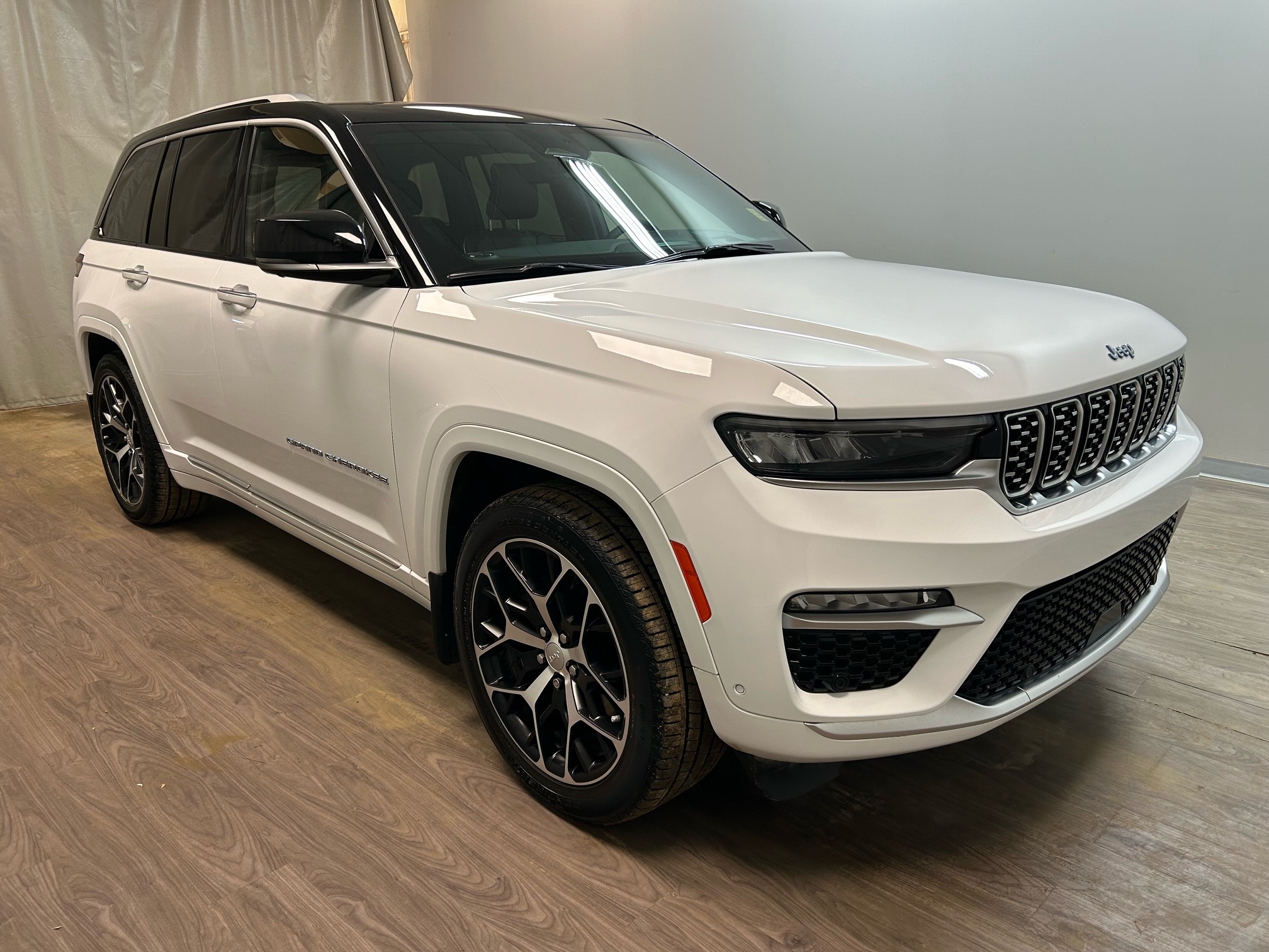 2023 Jeep Grand Cherokee SUMMIT RESERVE 4XE | SUNROOF | LOADED | 1 OWNER |